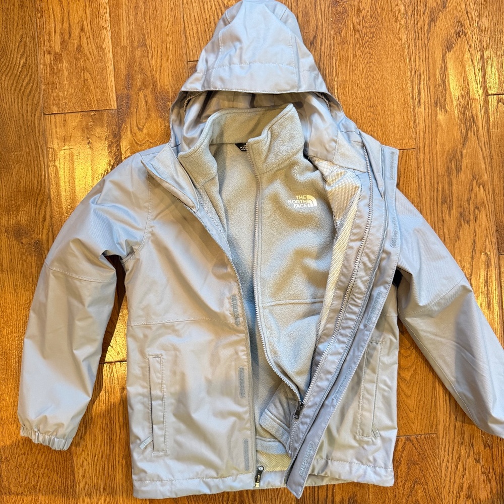 The North Face Jacket, Youth Medium (10-12), Grey